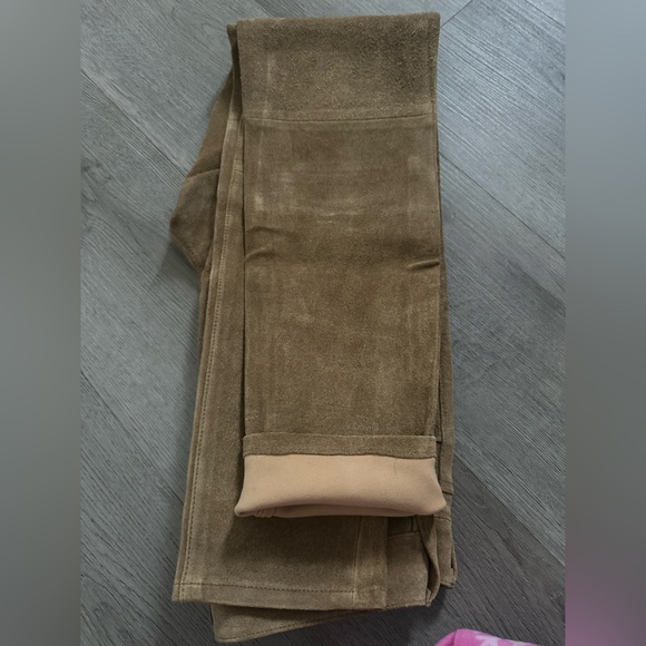 Womens Khaki Pants - Picture 9 of 10